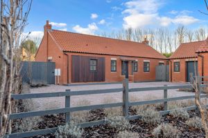 Photo 24- click for photo gallery